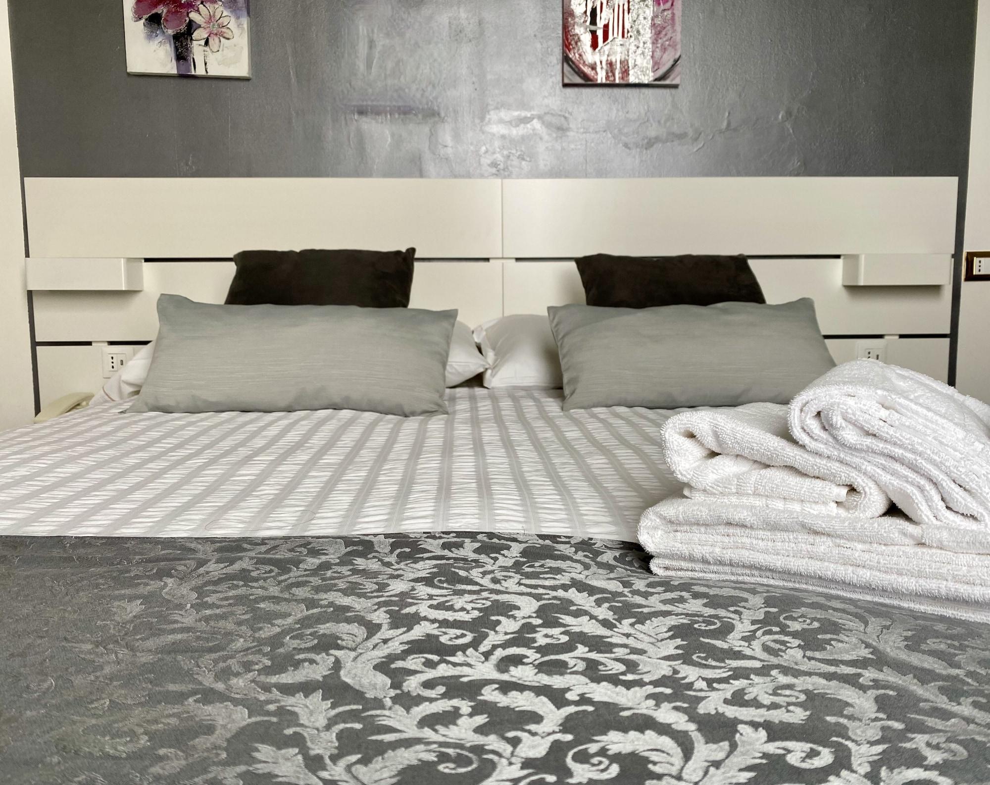 Hotel Paradiso Como Брунате Екстериор снимка